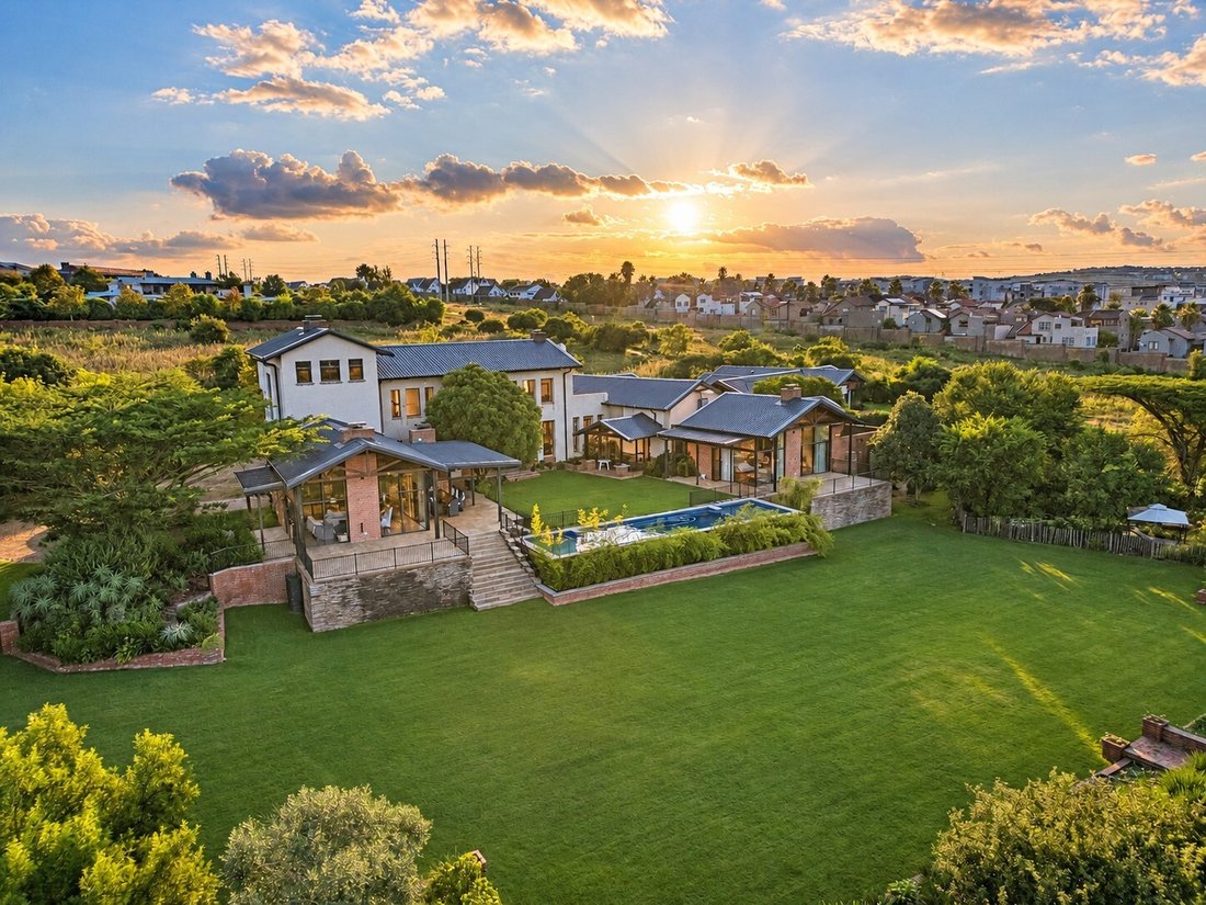 Haus in Waterfall Equestrian Estate, Gauteng, Südafrika 4 - 17718003