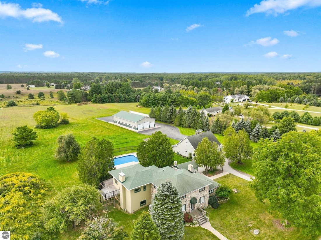 Haus in Traverse City, Michigan, Vereinigte Staaten 2 - 18117114