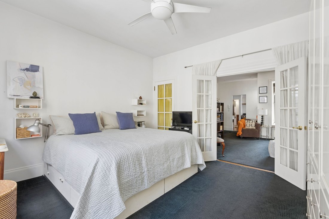 Co Op in New York, New York, United States 4 - 18826223
