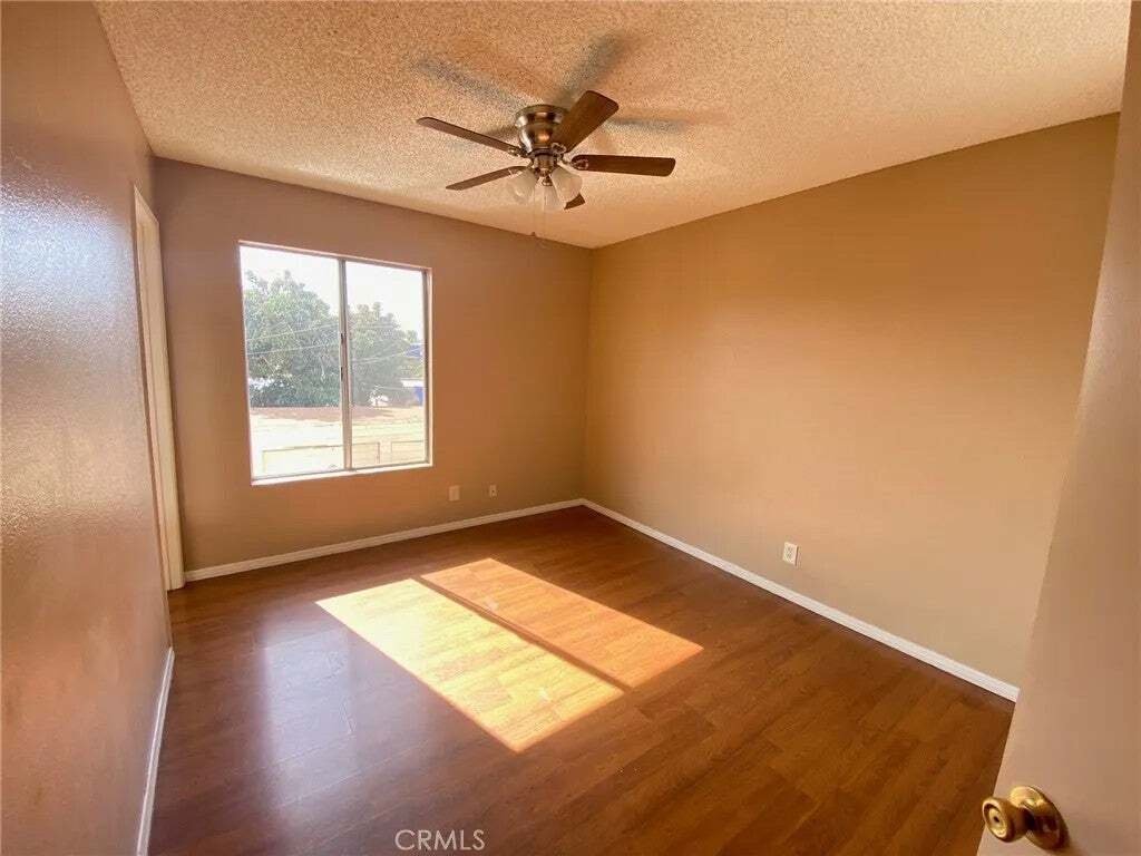 Andere in Long Beach, Kalifornien, Vereinigte Staaten 5 - 18824074