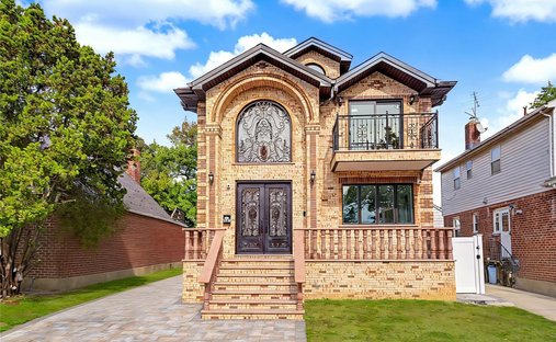 House in New York, New York, United States 1