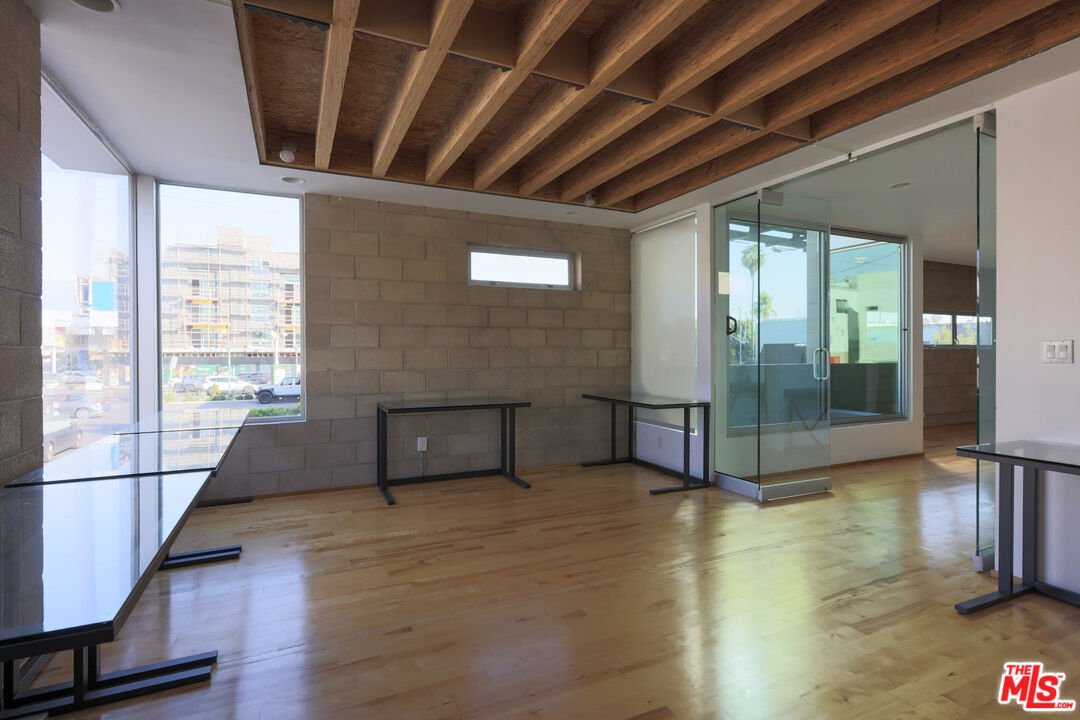 Appartement à Los Angeles, Californie, États-Unis 4 - 18823784