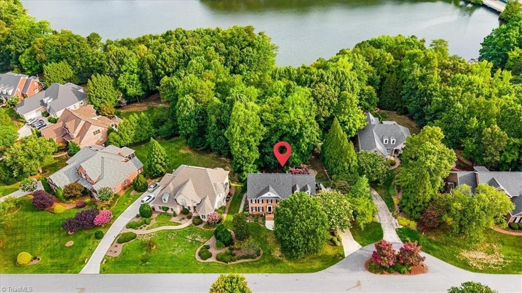 Casa en Greensboro, Carolina del Norte, Estados Unidos 1 - 18826951