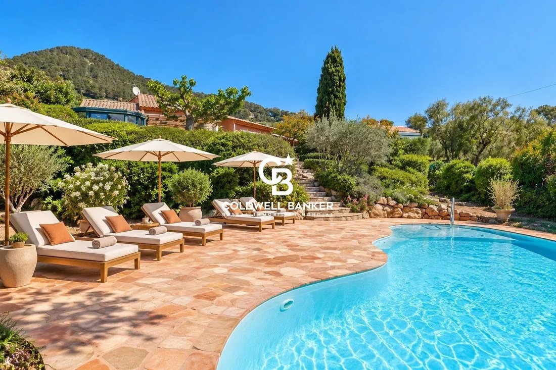 Villa a Carqueiranne, Provenza-Alpi-Costa Azzurra, Francia 5 - 17760414