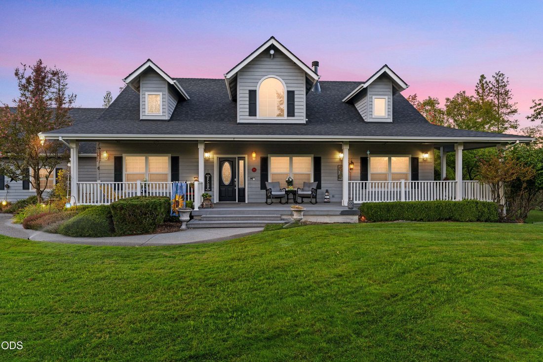 House in Grants Pass, Oregon, United States 3 - 18303799