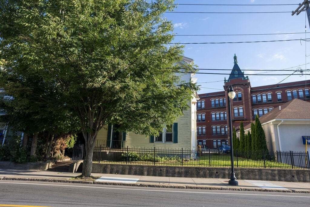 Autres à Woonsocket, Rhode Island, États-Unis 1 - 18823177