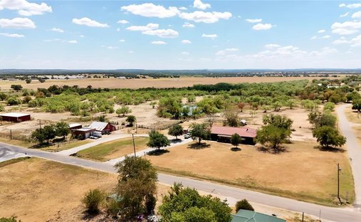 Farm Ranch in Strawn, Texas, United States 1