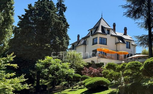 Haus in Clermont-Est, Roanne, Frankreich 1