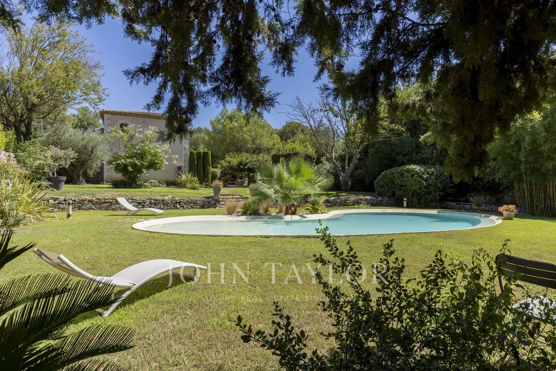 Villa en Nord, Sanary-sur-Mer, Francia 1 - 18821731
