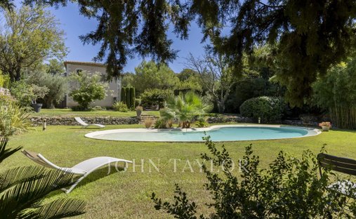 Villa a Nord, Sanary-sur-Mer, Francia 1