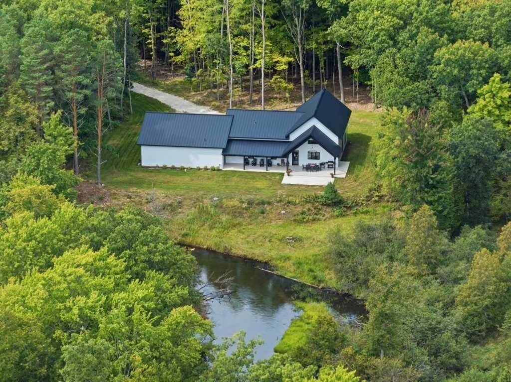 House in Stanwood, Michigan, United States 4 - 18776212