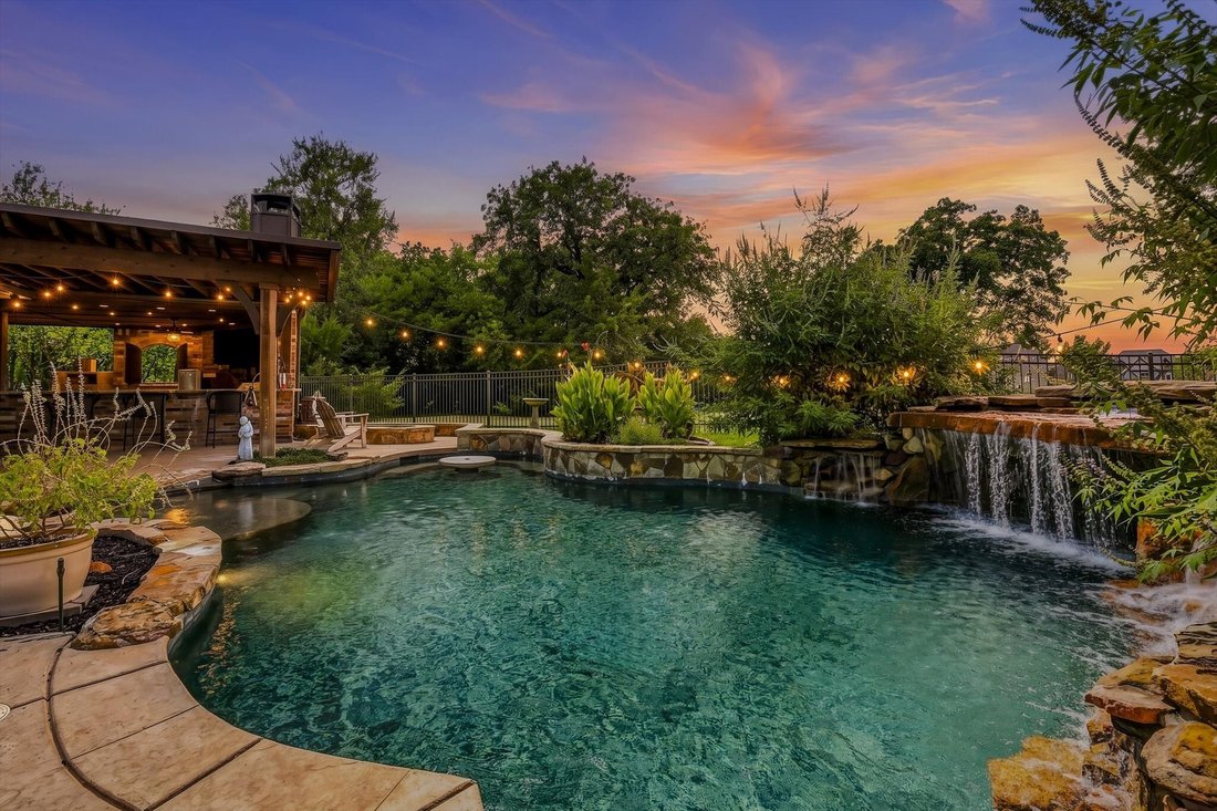 House in Lantana, Texas, United States 1 - 18823825