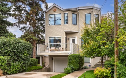 House in Calgary, Alberta, Canada 1