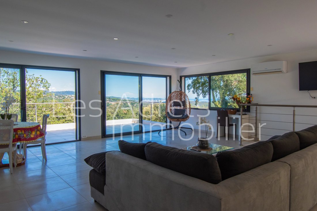 Casa a Les Adrets-de-l'Estérel, Provenza-Alpi-Costa Azzurra, Francia 4 - 16063574