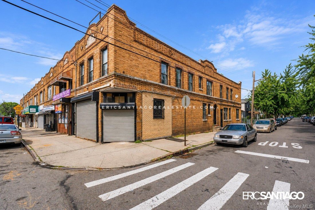 New York, New York, United States 3 - 18577081