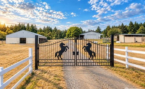 House in Port Orchard, Washington, United States 1