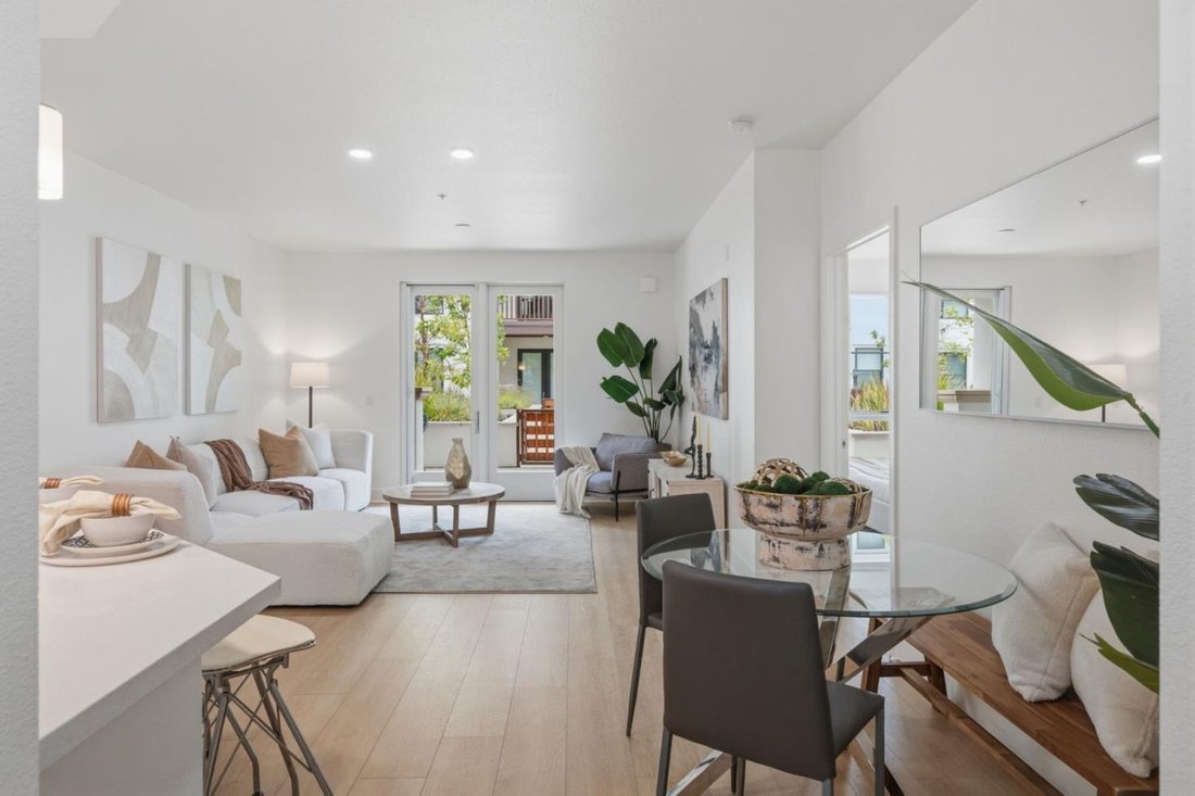 Condo in San Carlos, California, United States 5 - 18826504