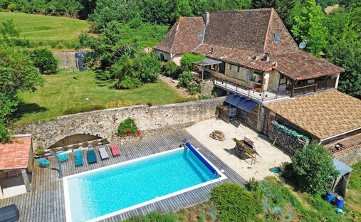 Maison à Douville, Nouvelle-Aquitaine, France 1