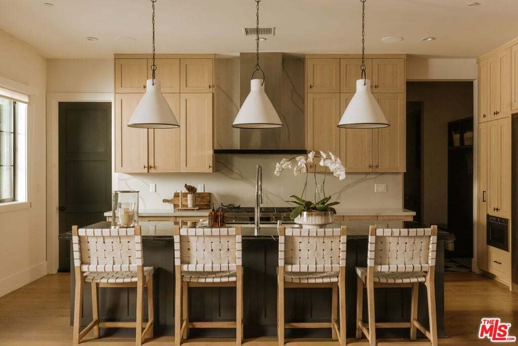 House in Los Angeles, California, United States 5 - 18823327