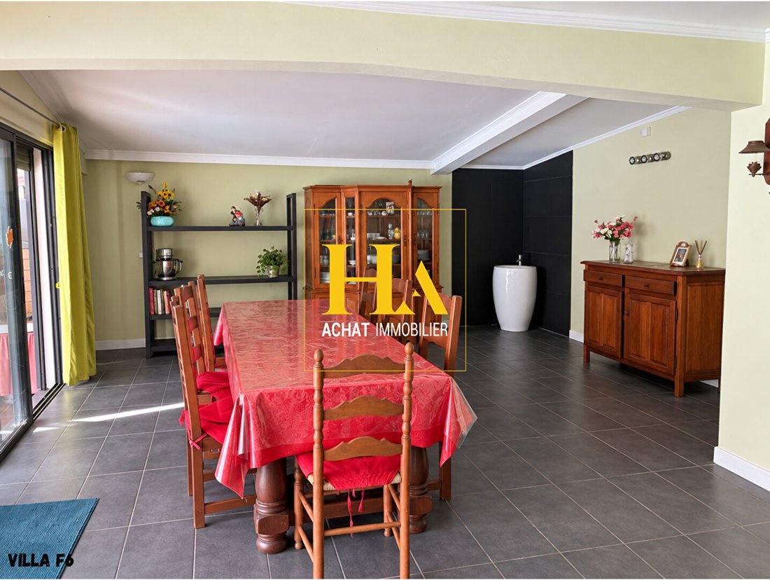 Villa in France 4 - 18825543