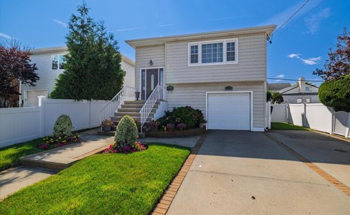 House in Atlantic Beach, New York, United States 1