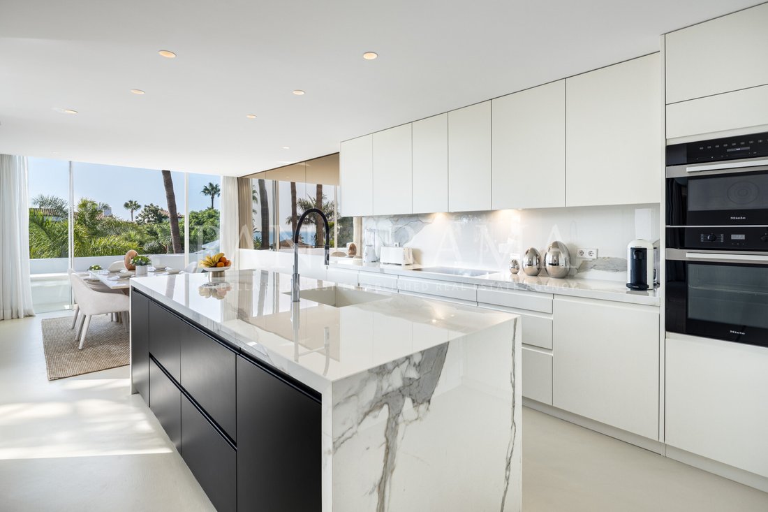 Penthouse in Golden Mile, Andalusia, Spain 2 - 18824602