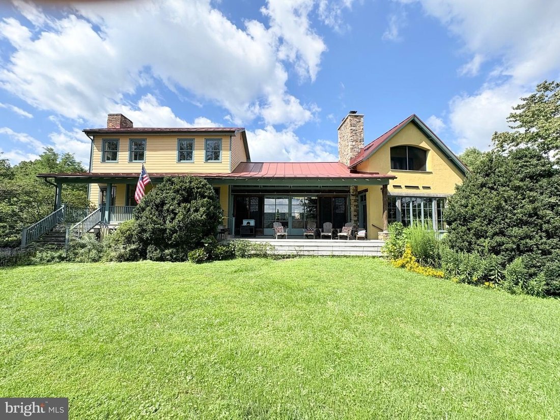 House in Markham, Virginia, United States 3 - 18826088