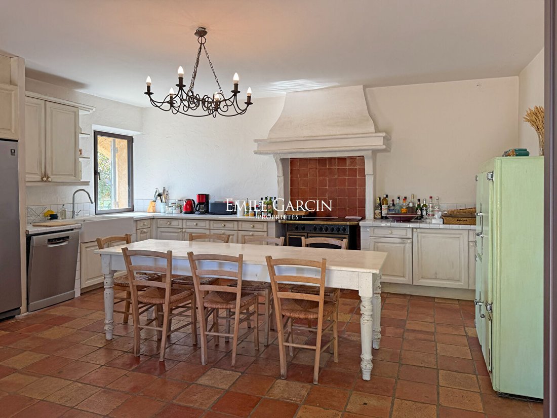 Villa in Taillades, Provence-Alpes-Côte d'Azur, France 5 - 18822184