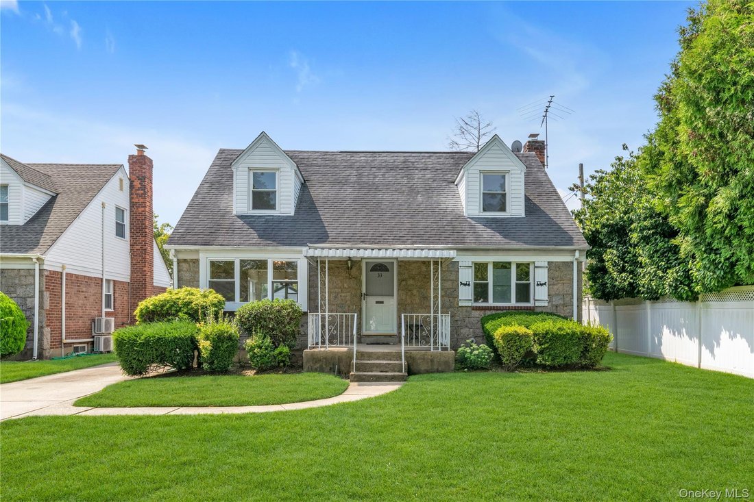Casa a New Hyde Park, New York, Stati Uniti 1 - 18824681