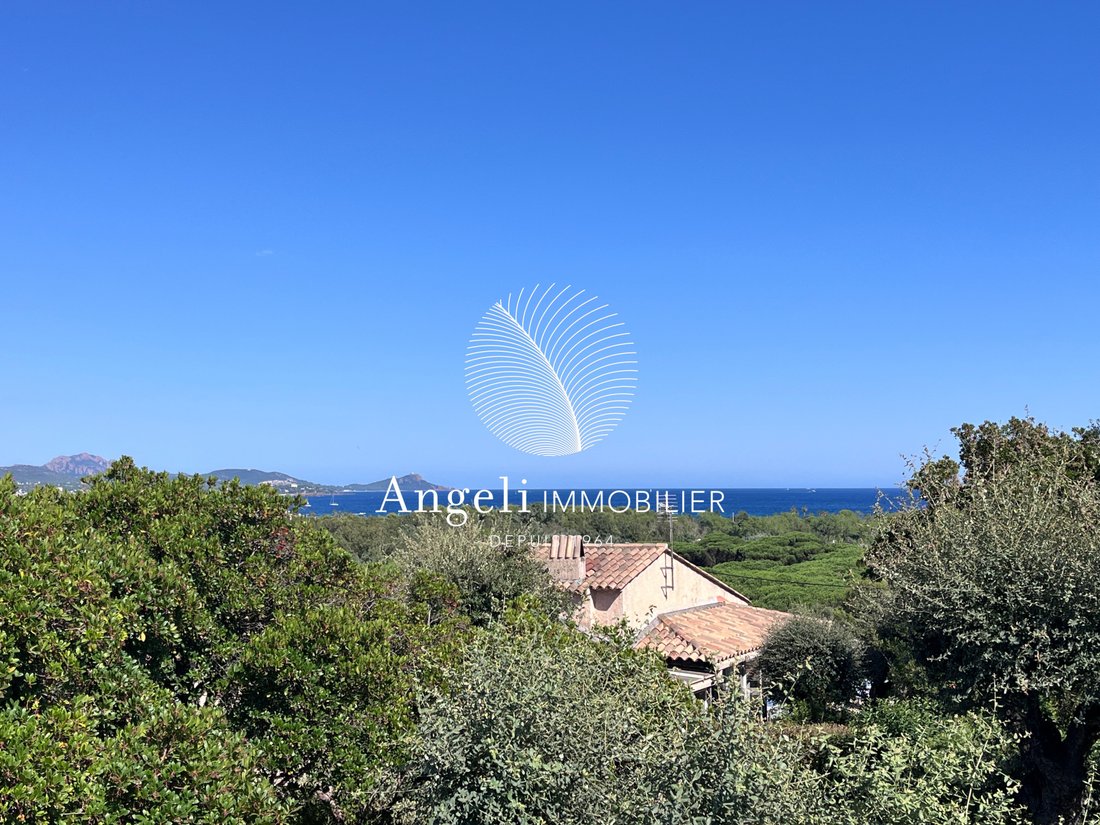 Villa en Fréjus, Provenza-Alpes-Costa Azul, Francia 2 - 18824669