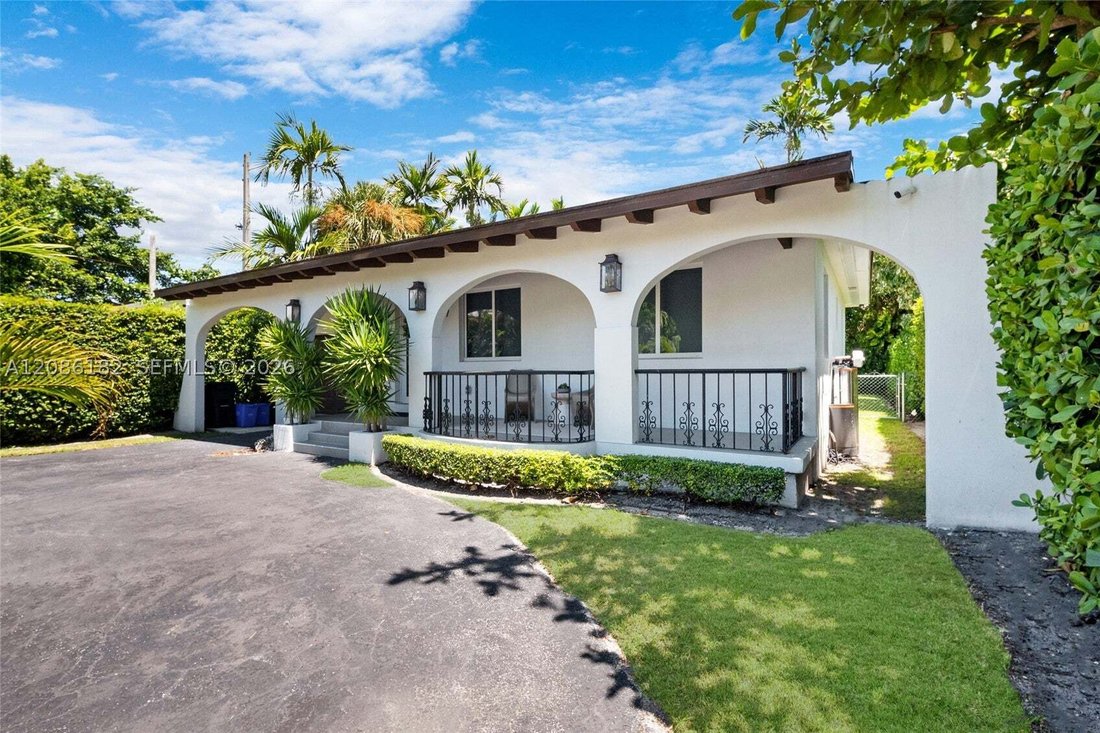 Haus in Coral Gables, Florida, Vereinigte Staaten 1 - 18826470
