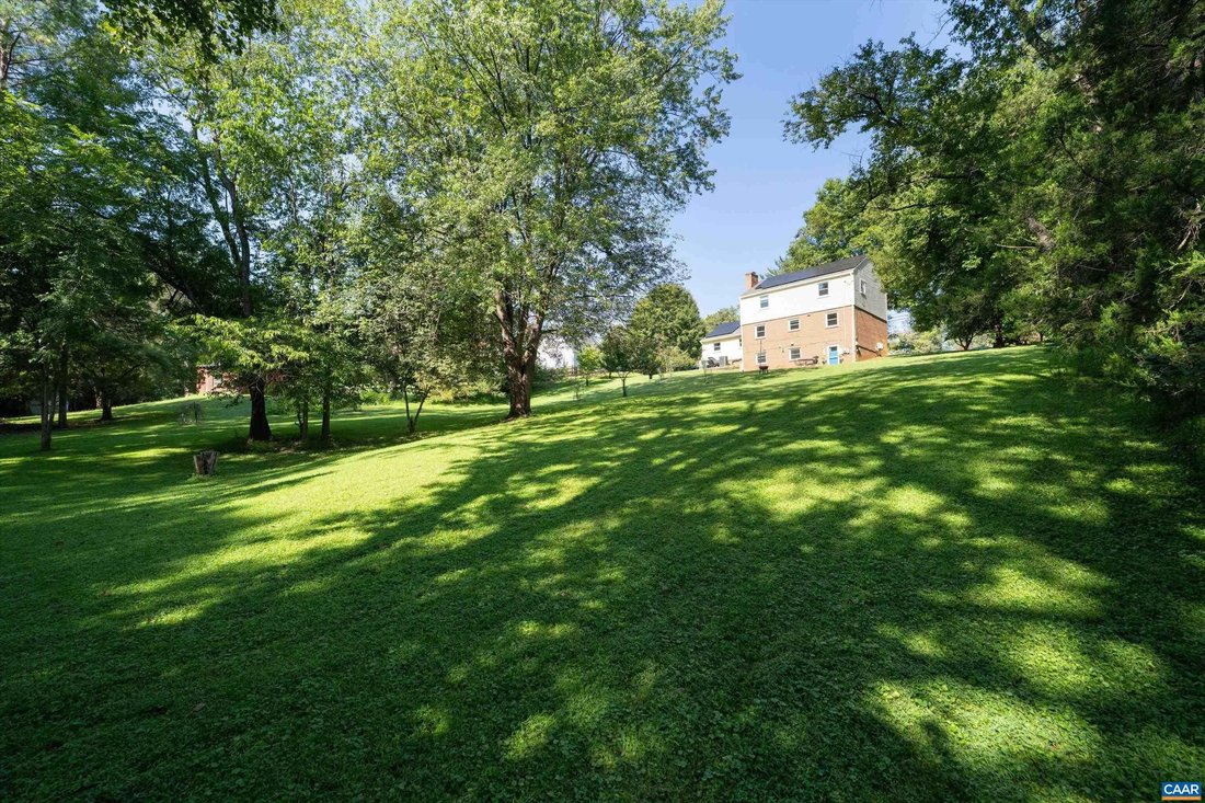 House in Charlottesville, Virginia, United States 3 - 18823070