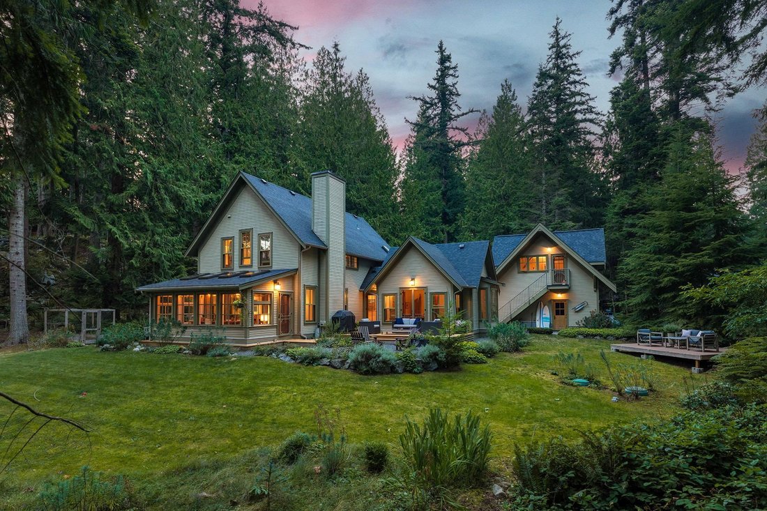 Haus in Bowen Island, Britisch-Kolumbien, Kanada 2 - 18825998