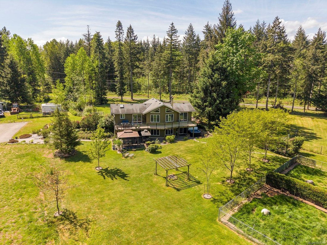 House in Courtenay, British Columbia, Canada 3 - 18824948