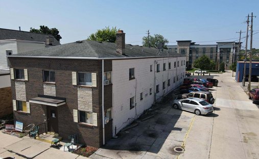 West Allis, Wisconsin, United States 1