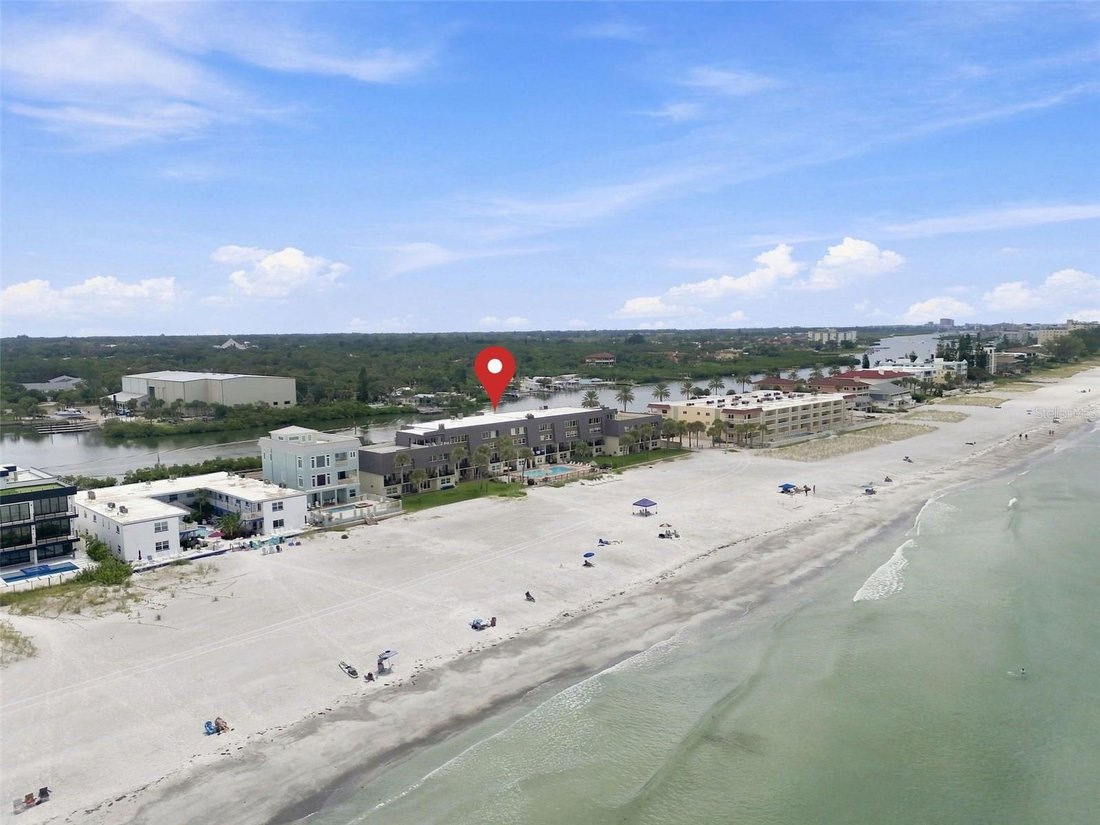 Condominio en Indian Shores, Florida, Estados Unidos 3 - 18824101