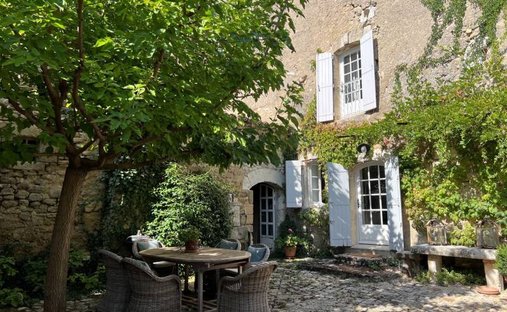 House in Oppède, Provence-Alpes-Côte d'Azur, France 1