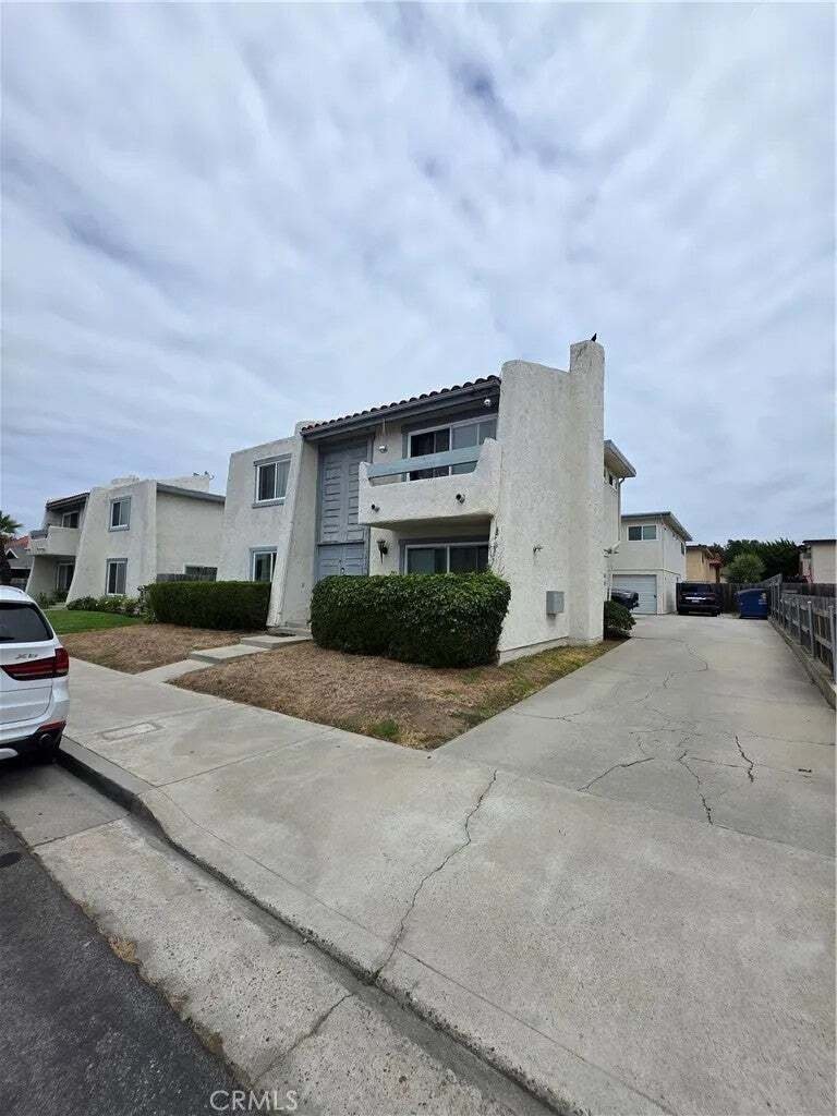 Huntington Beach, California, United States 1 - 18824047