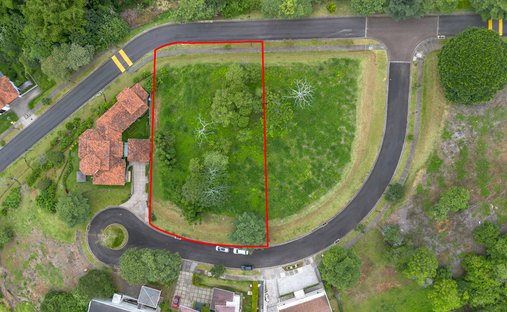 Terreno en Curridabat, San José, Costa Rica 1