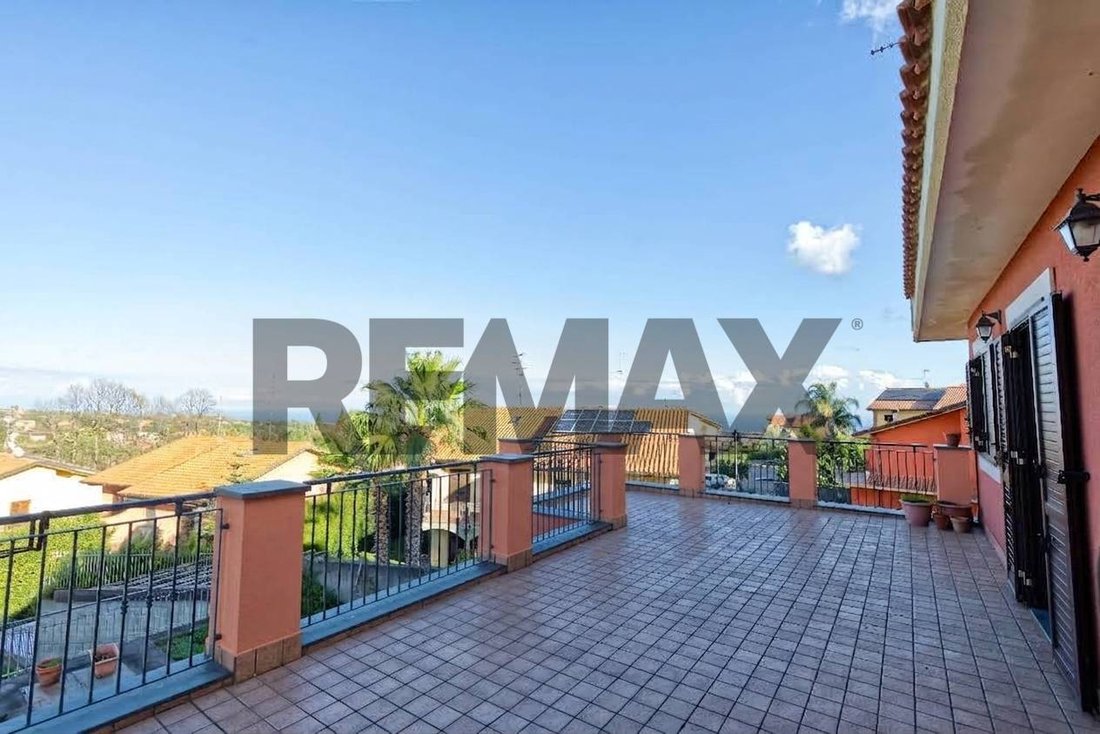 Villa a Viagrande, Sicilia, Italia 1 - 18134656
