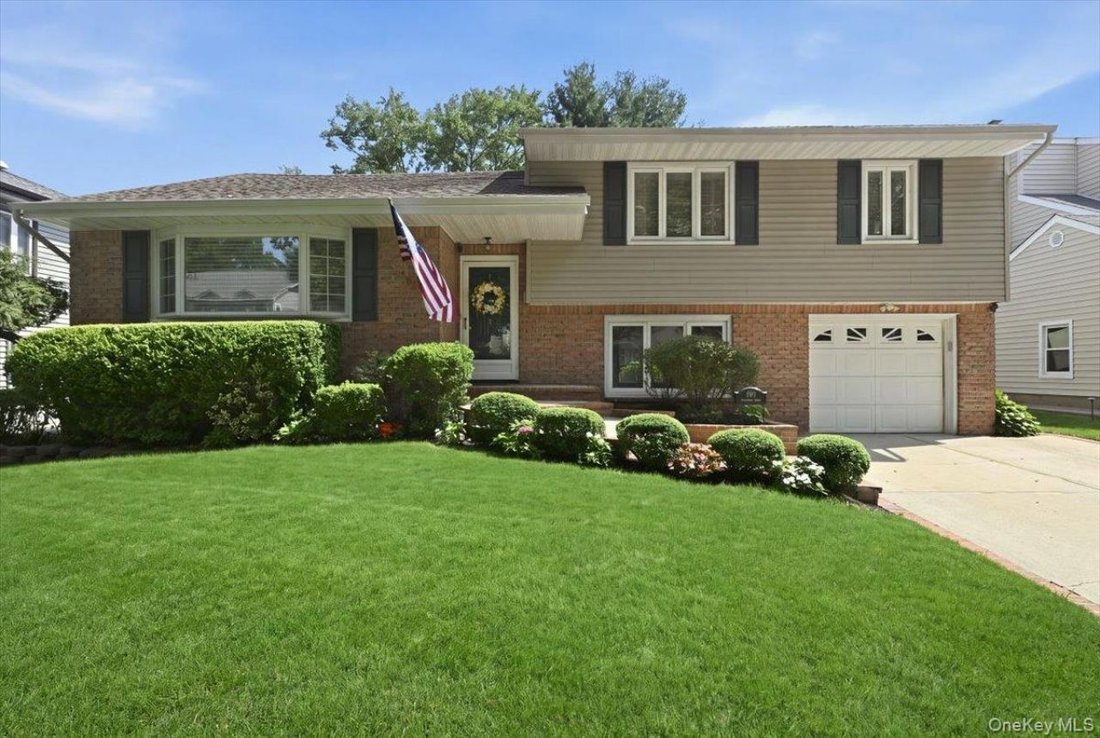 Casa en Garden City, Nueva York, Estados Unidos 1 - 18825692