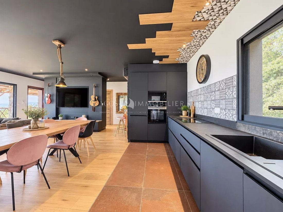 House in Coti-Chiavari, Corsica, France 3 - 18825052