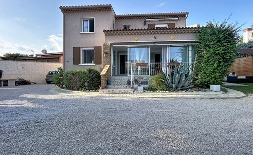 Villa à Le Grand Fosse-L'Escalette-Plan Capellan, Sausset-les-Pins, France 1
