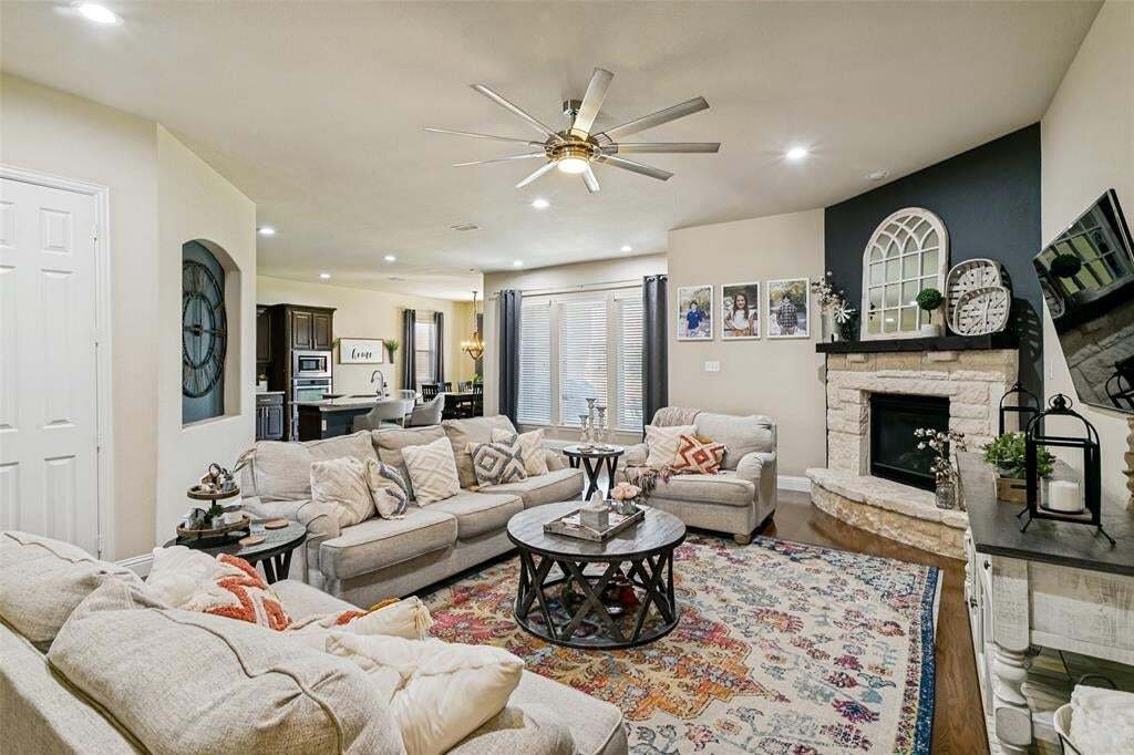 House in Aledo, Texas, United States 5 - 18824505