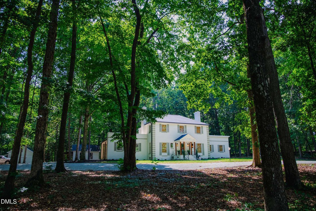 House in Hurdle Mills, North Carolina, United States 1 - 18403473