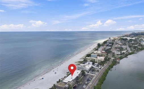 Condo in Indian Shores, Florida, United States 1