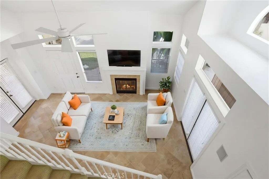 Condominio a Costa Mesa, California, Stati Uniti 3 - 18824180