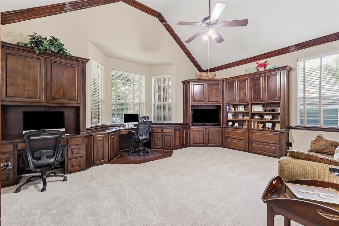 House in Lantana, Texas, United States 5 - 18823825