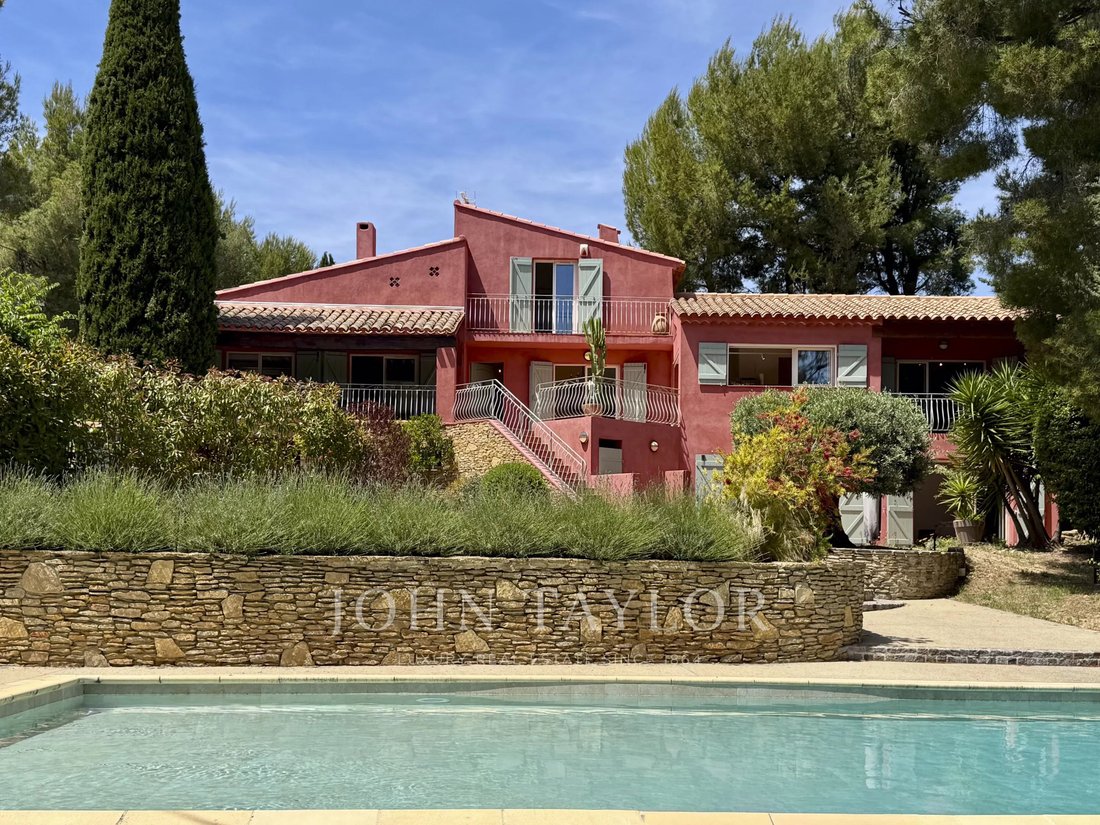Villa in La Cadiere-d'Azur, Provence-Alpes-Côte d'Azur, France 2 - 18027663
