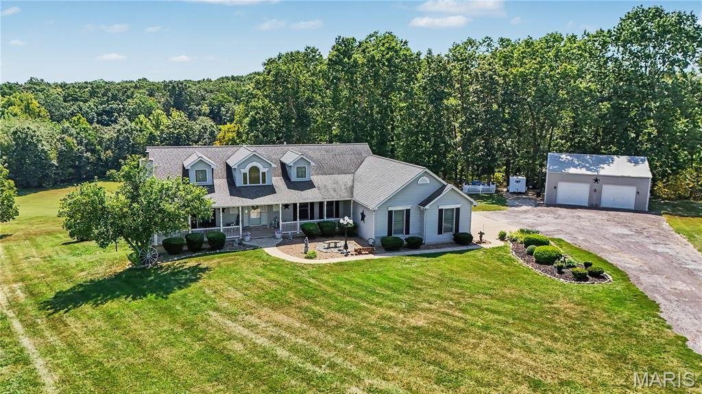 House in Troy, Missouri, United States 1 - 18826667